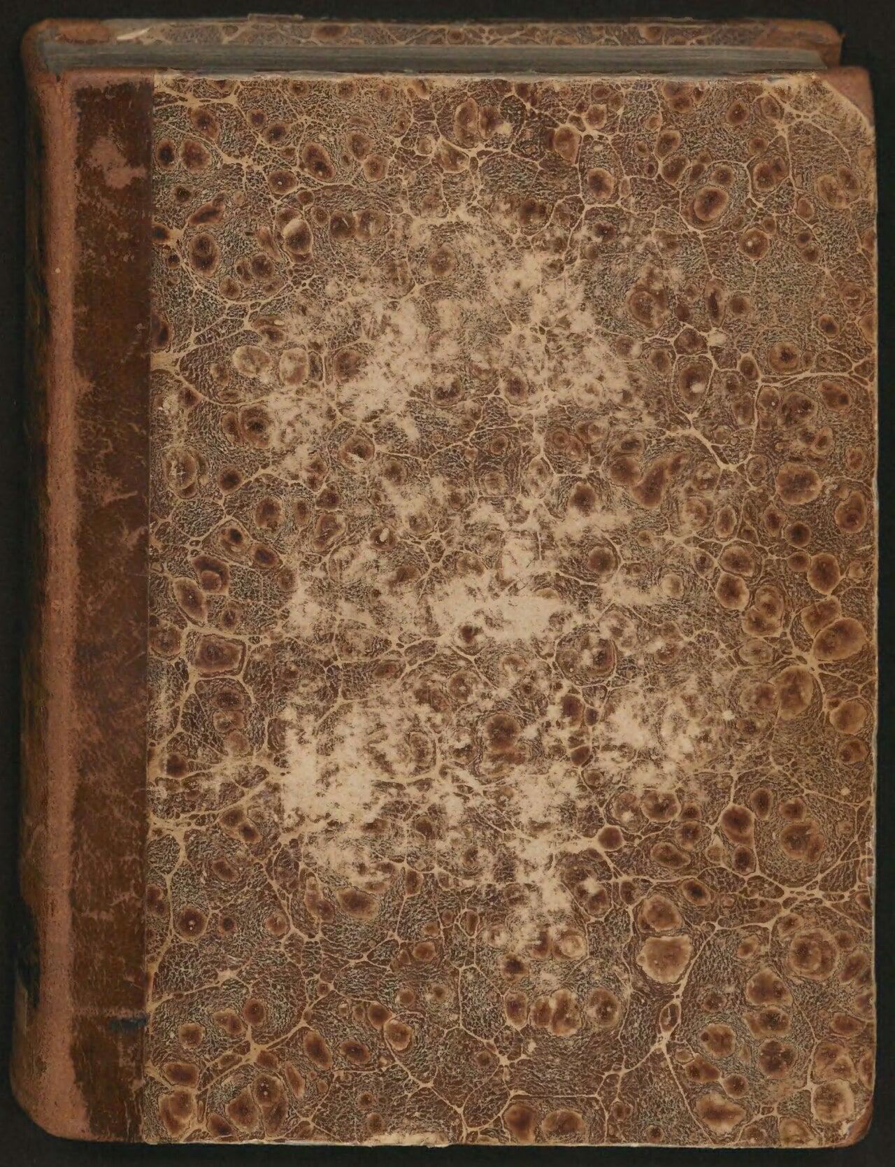 Page de titre des Principes mathématiques de la philosophie naturelle, traduction française des Principia de Newton par Émilie Du Châtelet (1759)